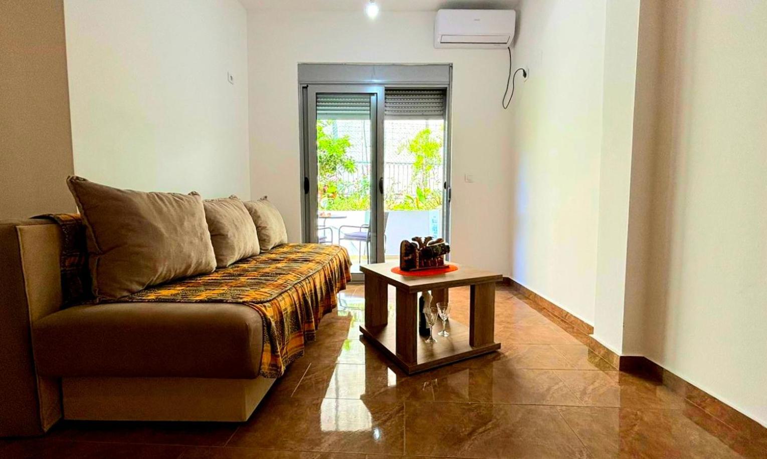 Mala Plaza Apartments Улцинь Экстерьер фото