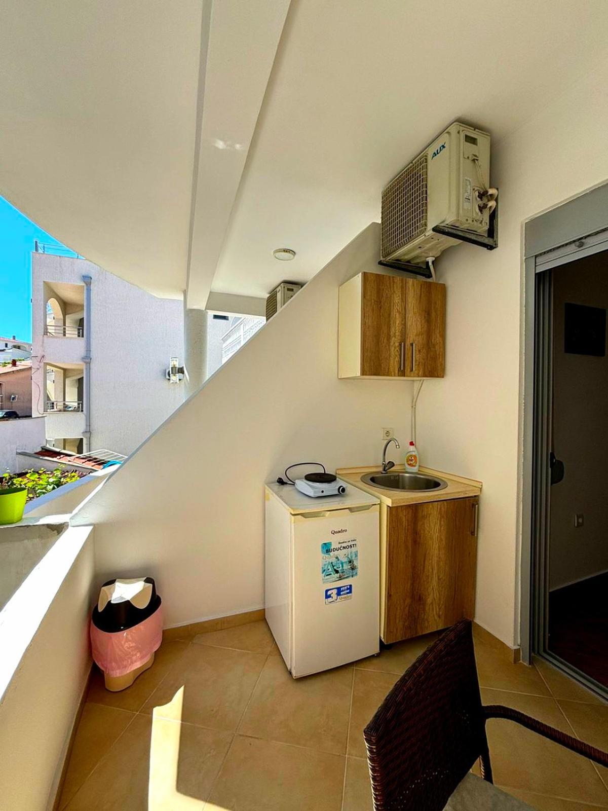 Mala Plaza Apartments Улцинь Экстерьер фото